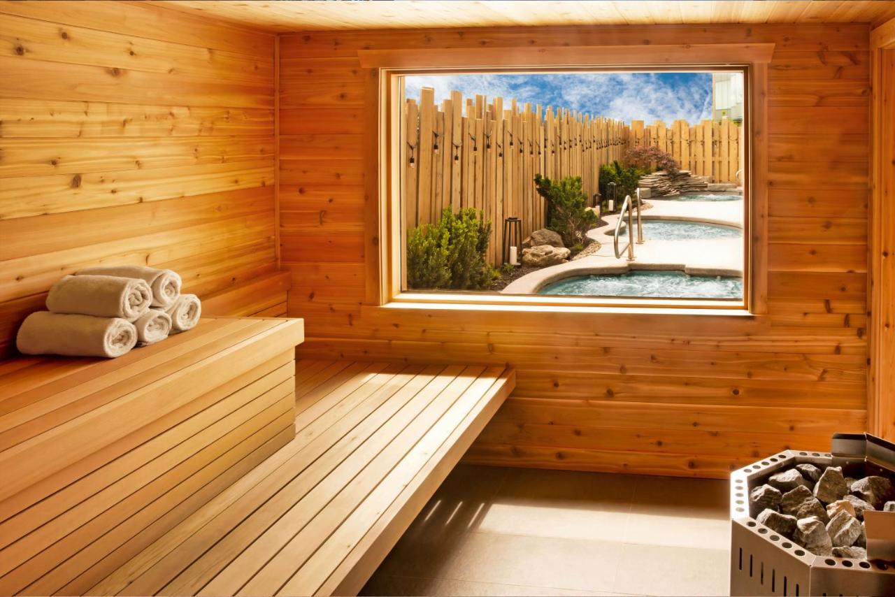 Marriott Fallsview & 4*