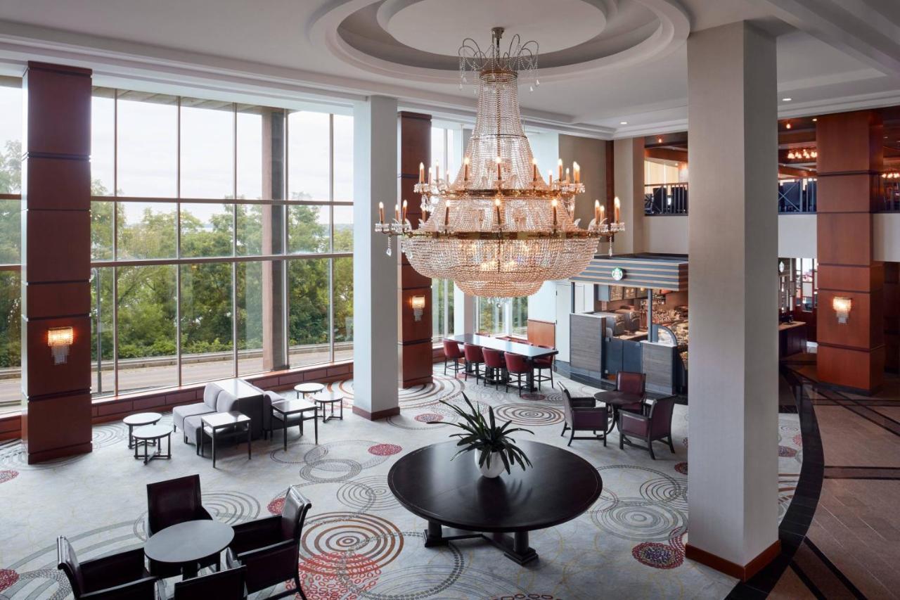 Marriott Fallsview & 4* Niagara Falls