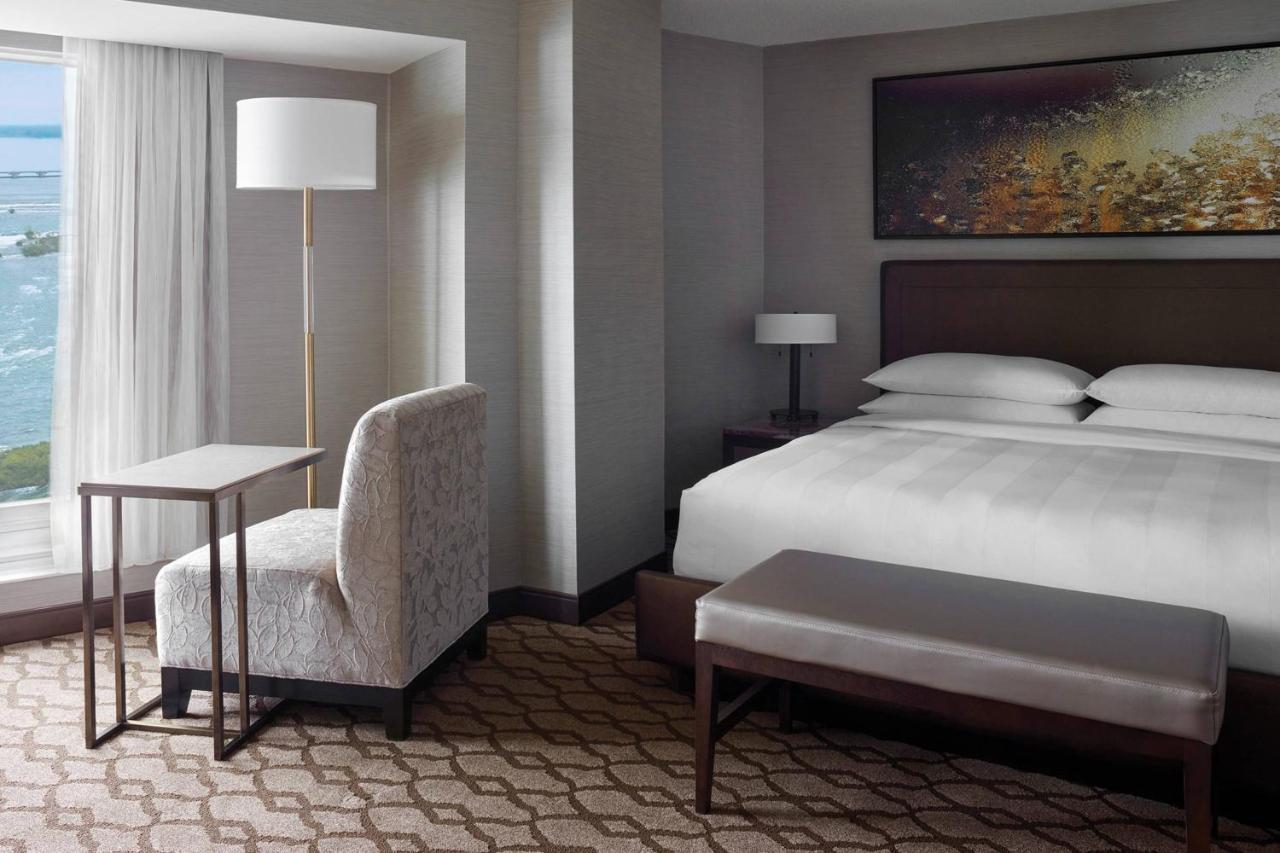 Marriott Fallsview & 4*