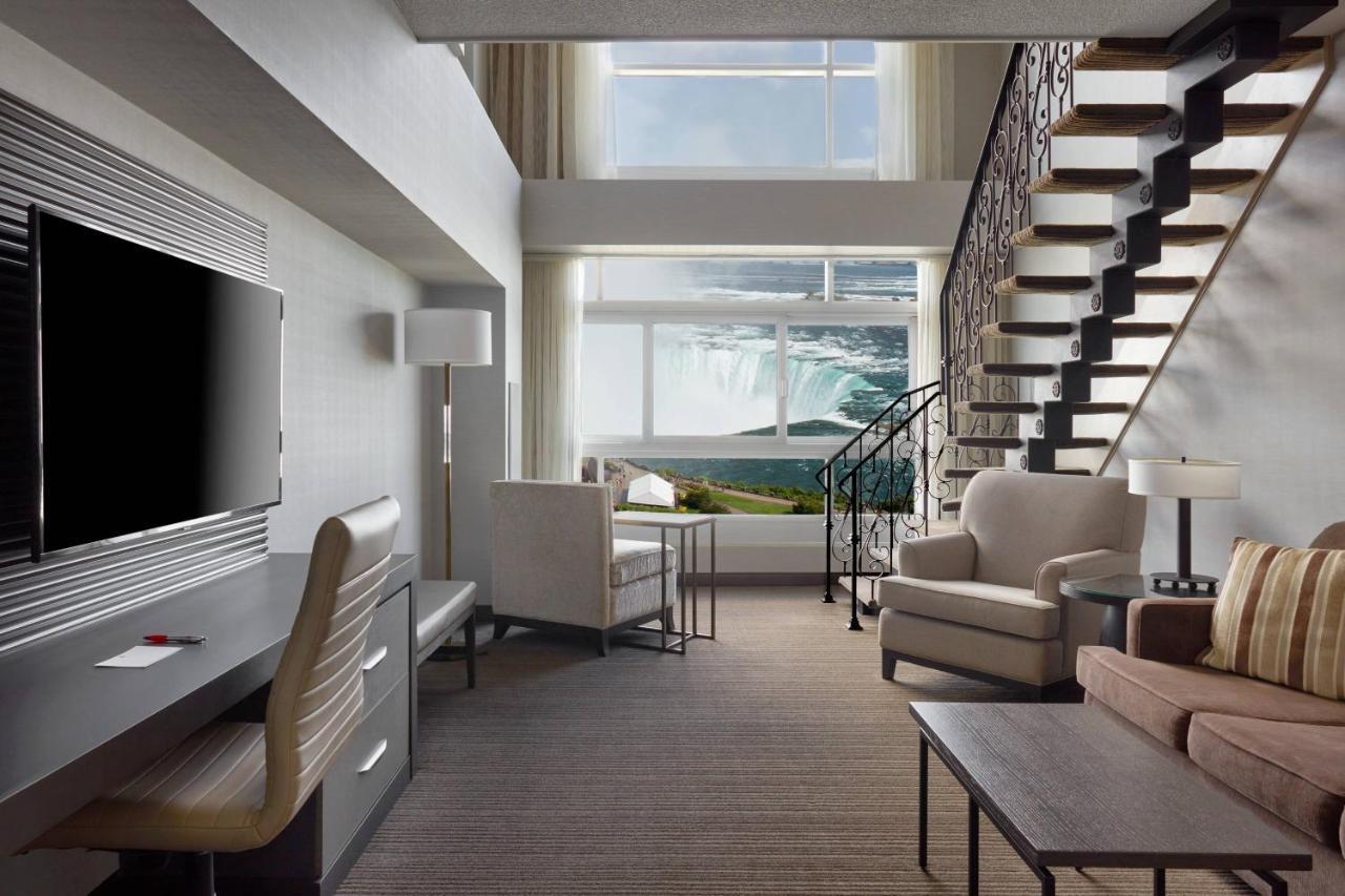 Marriott Fallsview & Hotel Niagara Falls