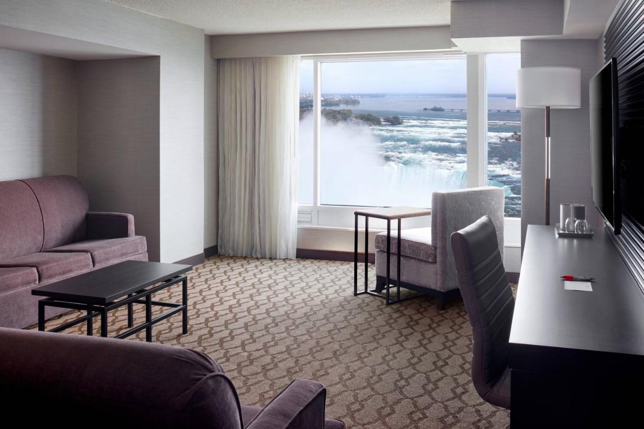 Marriott Fallsview & 4* Niagara Falls